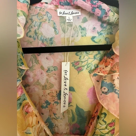 Floral Ruffle Blouse - Multicolor - Picture 2 of 4